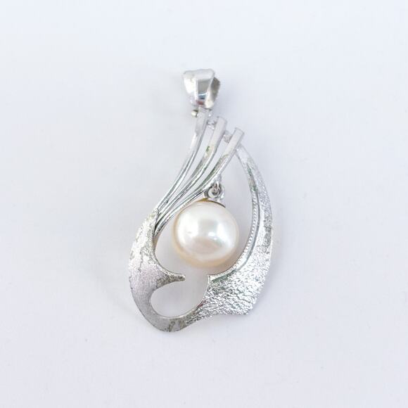 Vintage Silver-Tone Modernist Pendant with Pearl Accent - Picture 2 of 6